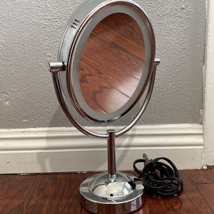 CONAIR MIRROR